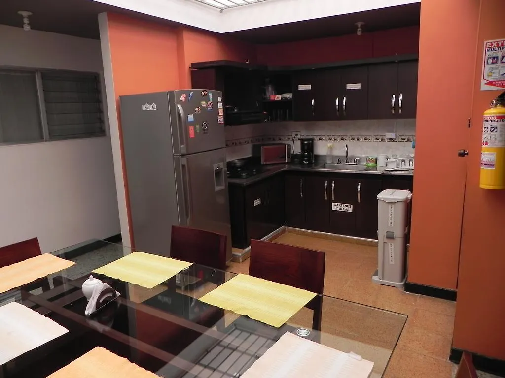 Hostal Tamarindo Inn Medellín Hostel